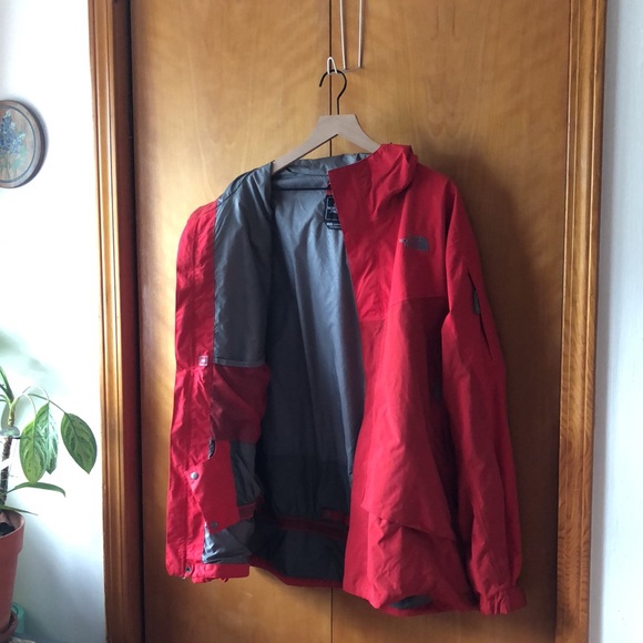 The North Face Men’s Hyvent Red Coat XL - Picture 5 of 9